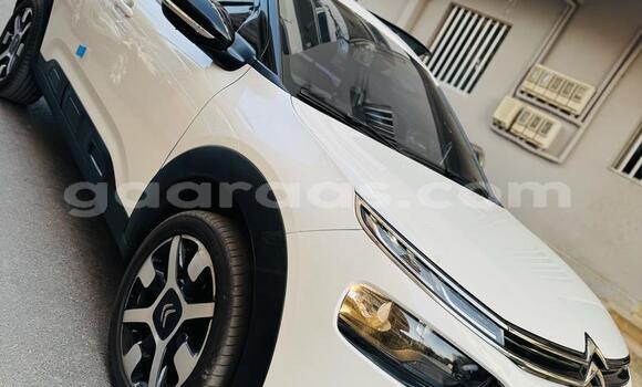 Acheter Import Voiture Citroen C4 Cactus Blanc à Dakar, Dakar Acheter Import Voiture Citroen C4 Cactus Blanc à Dakar, Dakar
