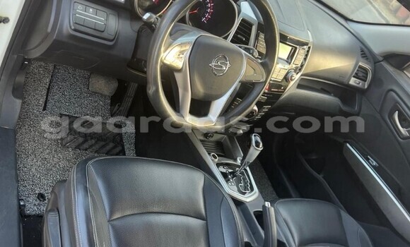 Dieundeu Occasion SsangYong Tivoli Blanc Auto in Dakar in Dakar Dieundeu Occasion SsangYong Tivoli Blanc Auto in Dakar in Dakar