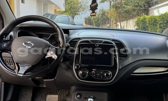 Acheter Occasion Voiture Renault Samsung Qm3 Noir à Dakar, Dakar Acheter Occasion Voiture Renault Samsung Qm3 Noir à Dakar, Dakar