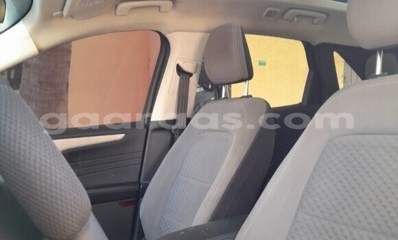 Acheter Occasion Voiture Ford Escape Blanc à Dakar, Dakar Acheter Occasion Voiture Ford Escape Blanc à Dakar, Dakar