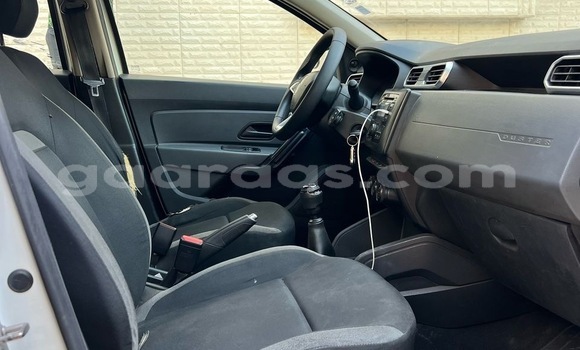 Dieundeu Occasion Renault Duster White Auto in Dakar in Dakar Dieundeu Occasion Renault Duster White Auto in Dakar in Dakar