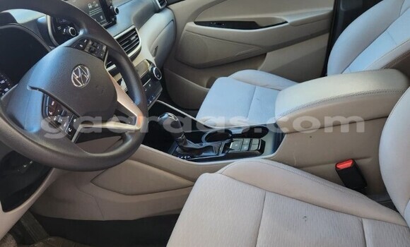 Acheter Occasion Voiture Hyundai Tucson Blanc à Dakar, Dakar Acheter Occasion Voiture Hyundai Tucson Blanc à Dakar, Dakar