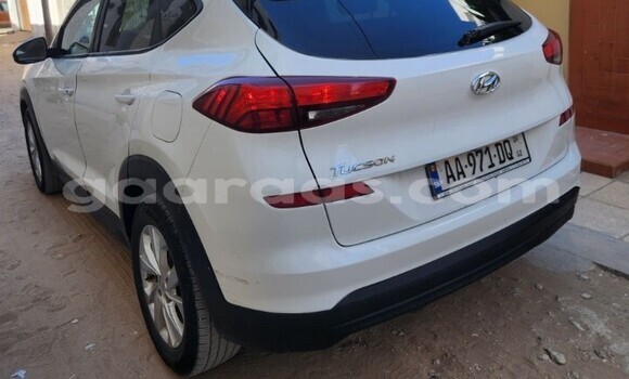 Acheter Occasion Voiture Hyundai Tucson Blanc à Dakar, Dakar Acheter Occasion Voiture Hyundai Tucson Blanc à Dakar, Dakar
