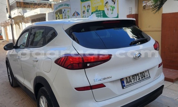 Acheter Occasion Voiture Hyundai Tucson Blanc à Dakar, Dakar Acheter Occasion Voiture Hyundai Tucson Blanc à Dakar, Dakar