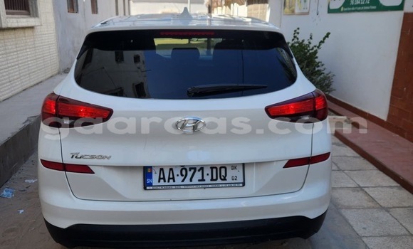 Acheter Occasion Voiture Hyundai Tucson Blanc à Dakar, Dakar Acheter Occasion Voiture Hyundai Tucson Blanc à Dakar, Dakar