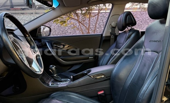 Dieundeu Occasion Hyundai Grandeur Black Auto in Dakar in Dakar Dieundeu Occasion Hyundai Grandeur Black Auto in Dakar in Dakar