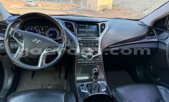 Dieundeu Occasion Hyundai Grandeur Black Auto in Dakar in Dakar Dieundeu Occasion Hyundai Grandeur Black Auto in Dakar in Dakar