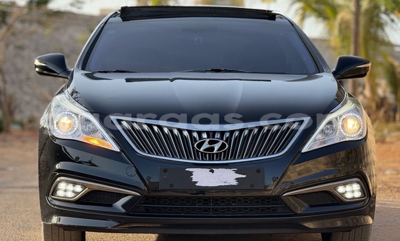 Dieundeu Occasion Hyundai Grandeur Black Auto in Dakar in Dakar Dieundeu Occasion Hyundai Grandeur Black Auto in Dakar in Dakar