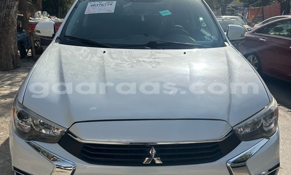 Acheter Occasion Voiture Mitsubishi Outlander Blanc à Dakar, Dakar Acheter Occasion Voiture Mitsubishi Outlander Blanc à Dakar, Dakar