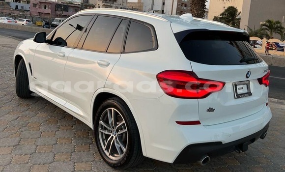 Acheter Occasion Voiture BMW X3 Blanc à Dakar, Dakar Acheter Occasion Voiture BMW X3 Blanc à Dakar, Dakar