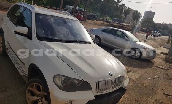 Acheter Occasion Voiture BMW X5 Blanc à Gueule Tapee Fass Colobane au Dakar Acheter Occasion Voiture BMW X5 Blanc à Gueule Tapee Fass Colobane au Dakar