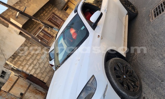 Acheter Occasion Voiture BMW X6 Blanc à Dakar, Dakar Acheter Occasion Voiture BMW X6 Blanc à Dakar, Dakar