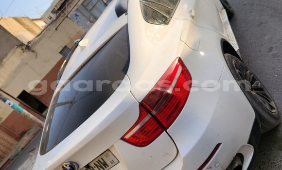 Acheter Occasion Voiture BMW X6 Blanc à Dakar, Dakar Acheter Occasion Voiture BMW X6 Blanc à Dakar, Dakar