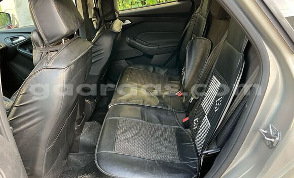 Acheter Occasion Voiture Ford Focus Brun à Dakar, Dakar Acheter Occasion Voiture Ford Focus Brun à Dakar, Dakar