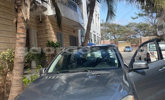 Acheter Occasion Voiture Mercedes‒Benz ML–Class Gris à Dakar, Dakar Acheter Occasion Voiture Mercedes‒Benz ML–Class Gris à Dakar, Dakar