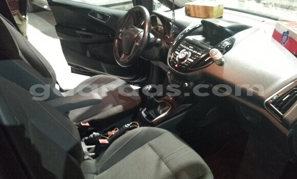 Acheter Occasion Voiture Ford B-MAX Autre à Dakar, Dakar Acheter Occasion Voiture Ford B-MAX Autre à Dakar, Dakar