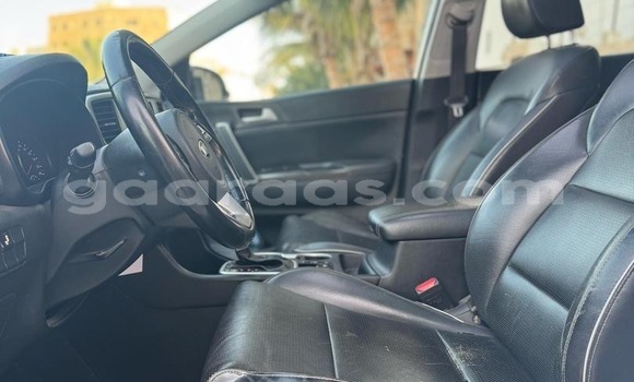 Acheter Occasion Voiture Kia Sportage Blanc à Dakar, Dakar Acheter Occasion Voiture Kia Sportage Blanc à Dakar, Dakar