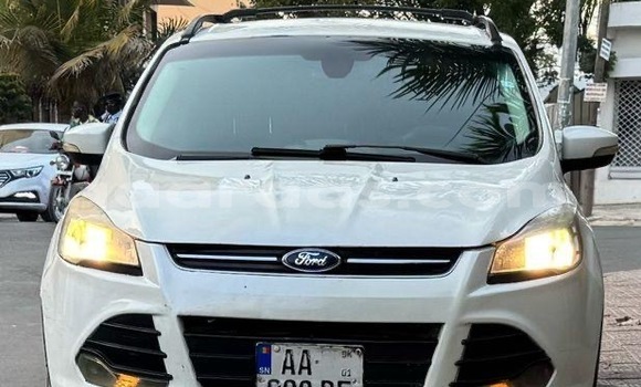 Dieundeu Occasion Ford Escape Blanc Auto in Dakar in Dakar