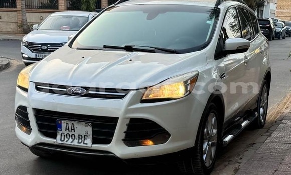 Acheter Occasion Voiture Ford Escape Blanc à Dakar, Dakar Acheter Occasion Voiture Ford Escape Blanc à Dakar, Dakar