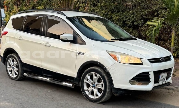 Acheter Occasion Voiture Ford Escape Blanc à Dakar, Dakar Acheter Occasion Voiture Ford Escape Blanc à Dakar, Dakar