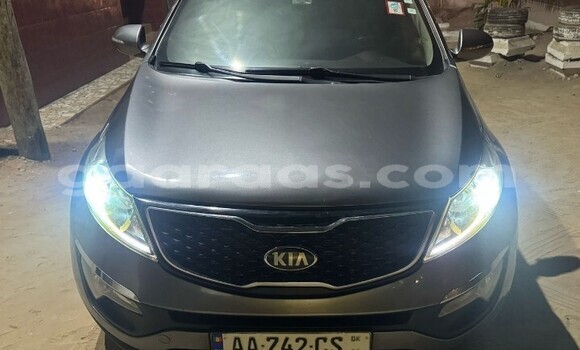 Buy Used Kia Sportage Silver Car in Dakar in Dakar Buy Used Kia Sportage Silver Car in Dakar in Dakar