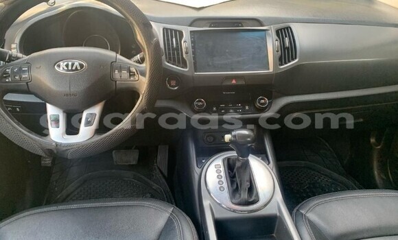 Buy Used Kia Sportage Silver Car in Dakar in Dakar Buy Used Kia Sportage Silver Car in Dakar in Dakar
