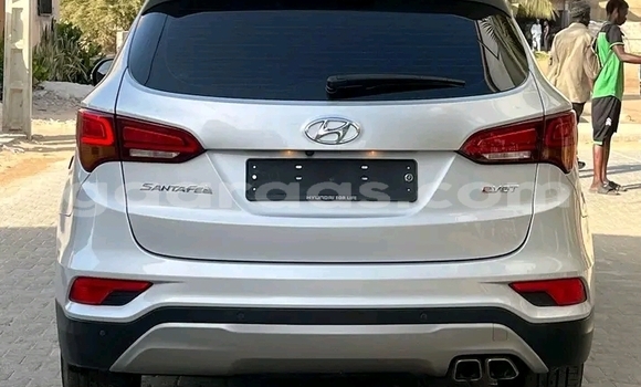 Acheter Occasion Voiture Hyundai Santa Fe Blanc à Dakar, Dakar