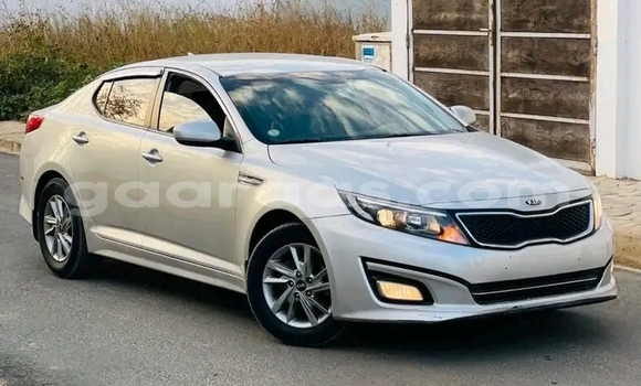 Acheter Occasion Voiture Kia K5 Blanc à Dakar, Dakar Acheter Occasion Voiture Kia K5 Blanc à Dakar, Dakar