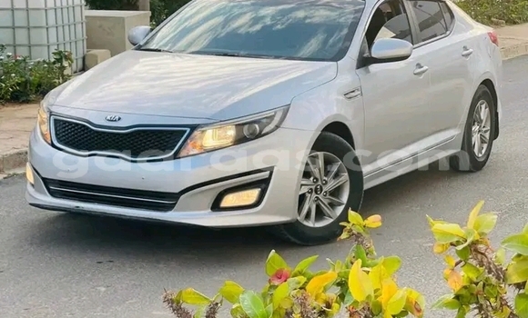Acheter Occasion Voiture Kia K5 Blanc à Dakar, Dakar Acheter Occasion Voiture Kia K5 Blanc à Dakar, Dakar