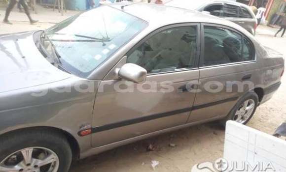 Dieundeu Occasion Toyota Avensis Silver Auto in Dakar in Dakar Dieundeu Occasion Toyota Avensis Silver Auto in Dakar in Dakar