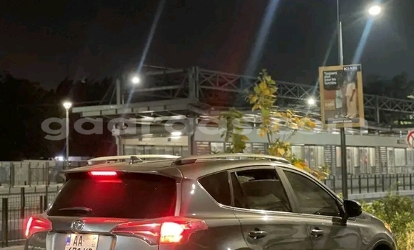 Acheter Occasion Voiture Toyota RAV4 Autre à Dakar, Dakar Acheter Occasion Voiture Toyota RAV4 Autre à Dakar, Dakar