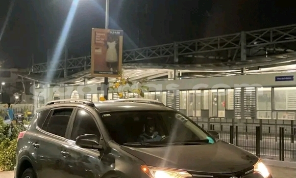 Acheter Occasion Voiture Toyota RAV4 Autre à Dakar, Dakar Acheter Occasion Voiture Toyota RAV4 Autre à Dakar, Dakar