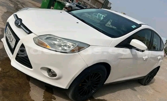 Acheter Occasion Voiture Ford Focus Blanc à Dakar, Dakar Acheter Occasion Voiture Ford Focus Blanc à Dakar, Dakar