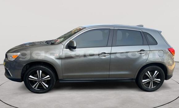 Dieundeu Occasion Mitsubishi ASX Silver Auto in Dakar in Dakar Dieundeu Occasion Mitsubishi ASX Silver Auto in Dakar in Dakar