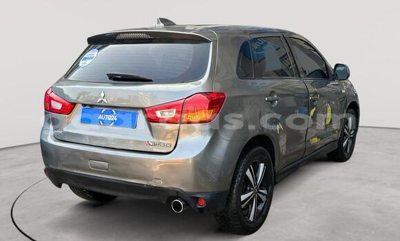 Dieundeu Occasion Mitsubishi ASX Silver Auto in Dakar in Dakar Dieundeu Occasion Mitsubishi ASX Silver Auto in Dakar in Dakar