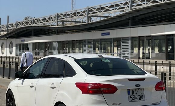 Dieundeu Occasion Ford Focus White Auto in Dakar in Dakar Dieundeu Occasion Ford Focus White Auto in Dakar in Dakar