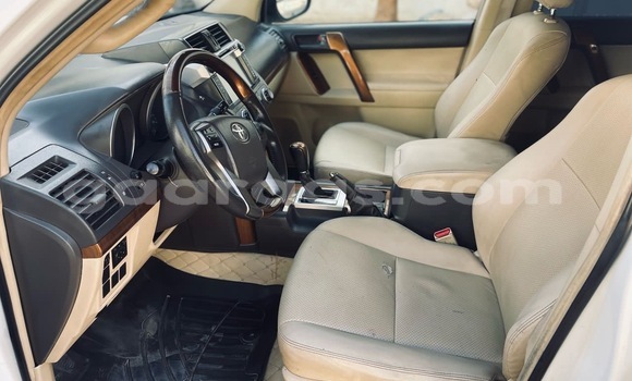 Dieundeu Occasion Toyota Prado White Auto in Dakar in Dakar Dieundeu Occasion Toyota Prado White Auto in Dakar in Dakar