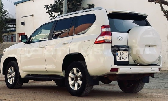 Dieundeu Occasion Toyota Prado White Auto in Dakar in Dakar Dieundeu Occasion Toyota Prado White Auto in Dakar in Dakar