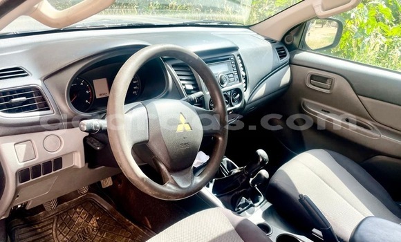 Acheter Occasion Voiture Mitsubishi L200 Gris à Dakar, Dakar Acheter Occasion Voiture Mitsubishi L200 Gris à Dakar, Dakar