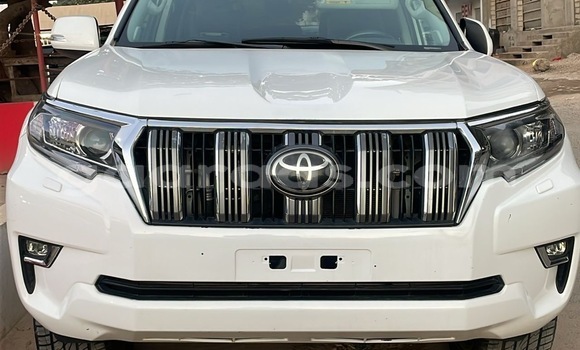Acheter Occasion Voiture Toyota Prado Blanc à Dakar, Dakar