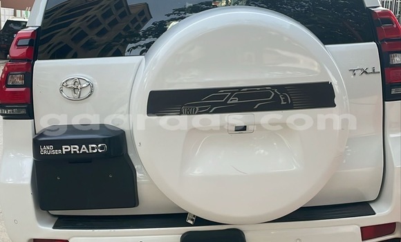 Acheter Occasion Voiture Toyota Prado Blanc à Dakar, Dakar Acheter Occasion Voiture Toyota Prado Blanc à Dakar, Dakar