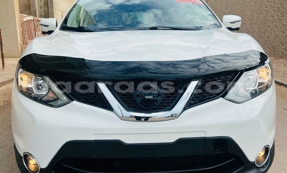 Dieundeu Occasion Nissan Qashqai White Auto in Dakar in Dakar