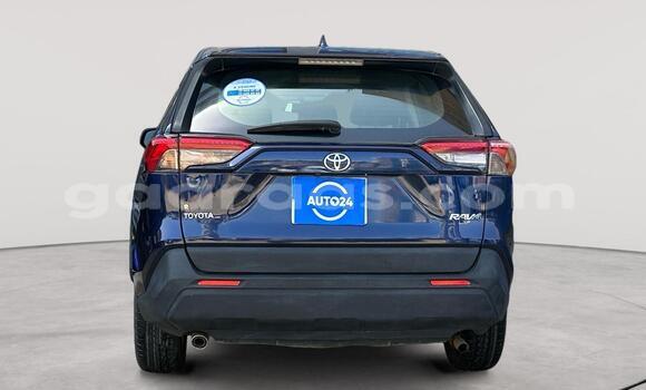 Dieundeu Occasion Toyota Rav 4 Bleu de nuit Auto in Dakar in Dakar Dieundeu Occasion Toyota Rav 4 Bleu de nuit Auto in Dakar in Dakar