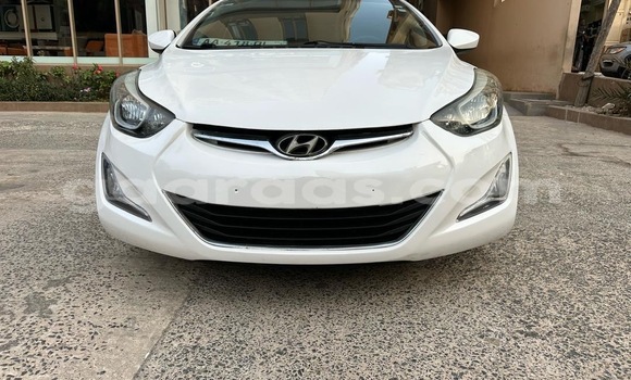 Dieundeu Occasion Hyundai Elantra Blanc Auto in Dakar in Dakar Dieundeu Occasion Hyundai Elantra Blanc Auto in Dakar in Dakar