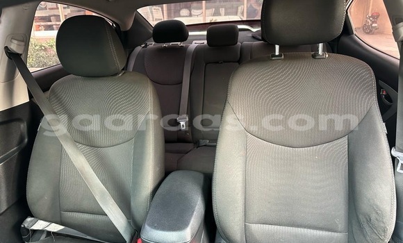 Acheter Occasion Voiture Hyundai Elantra Blanc à Dakar, Dakar Acheter Occasion Voiture Hyundai Elantra Blanc à Dakar, Dakar