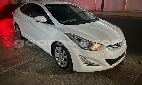 Acheter Occasion Voiture Hyundai Elantra Blanc à Dakar, Dakar Acheter Occasion Voiture Hyundai Elantra Blanc à Dakar, Dakar