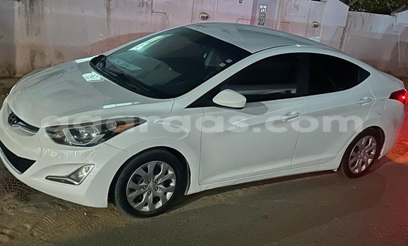 Acheter Occasion Voiture Hyundai Elantra Blanc à Dakar, Dakar Acheter Occasion Voiture Hyundai Elantra Blanc à Dakar, Dakar