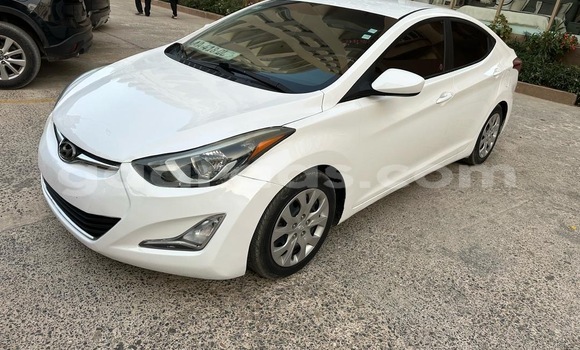 Acheter Occasion Voiture Hyundai Elantra Blanc à Dakar, Dakar Acheter Occasion Voiture Hyundai Elantra Blanc à Dakar, Dakar