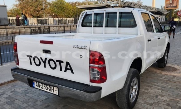 Acheter Occasion Voiture Toyota Hilux Blanc à Dakar, Dakar Acheter Occasion Voiture Toyota Hilux Blanc à Dakar, Dakar