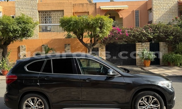 Acheter Occasion Voiture BMW X1 Noir à Dakar, Dakar Acheter Occasion Voiture BMW X1 Noir à Dakar, Dakar